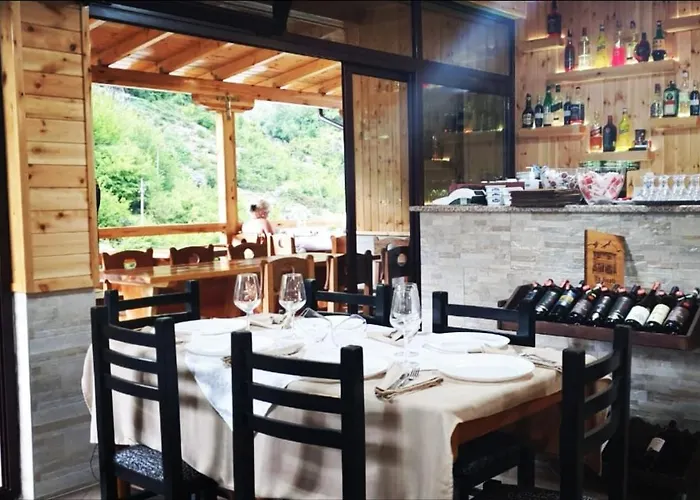Hotel Bar Restaurant 